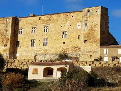 Sale Castle Carcassonne - 2 bedrooms