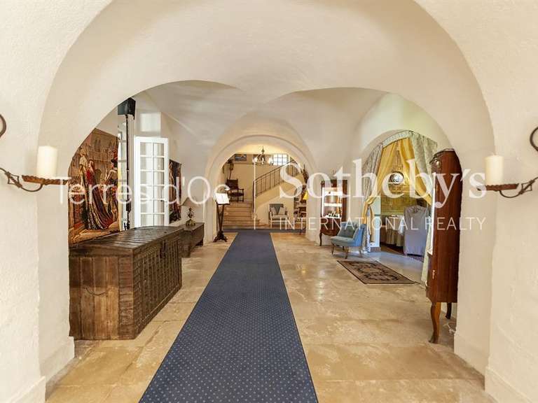 Château Carcassonne - 27 chambres - 3000m²