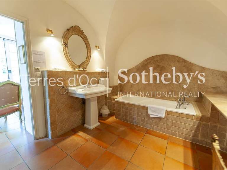 Château Carcassonne - 27 chambres - 3000m²