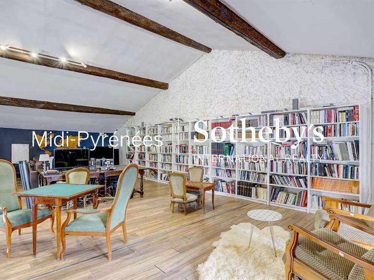 Château Carcassonne - 33 chambres - 1700m²