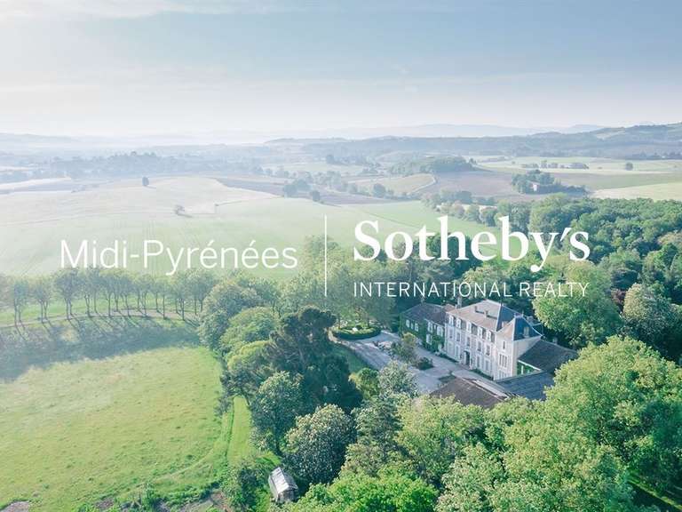 Château Carcassonne - 33 chambres - 1700m²