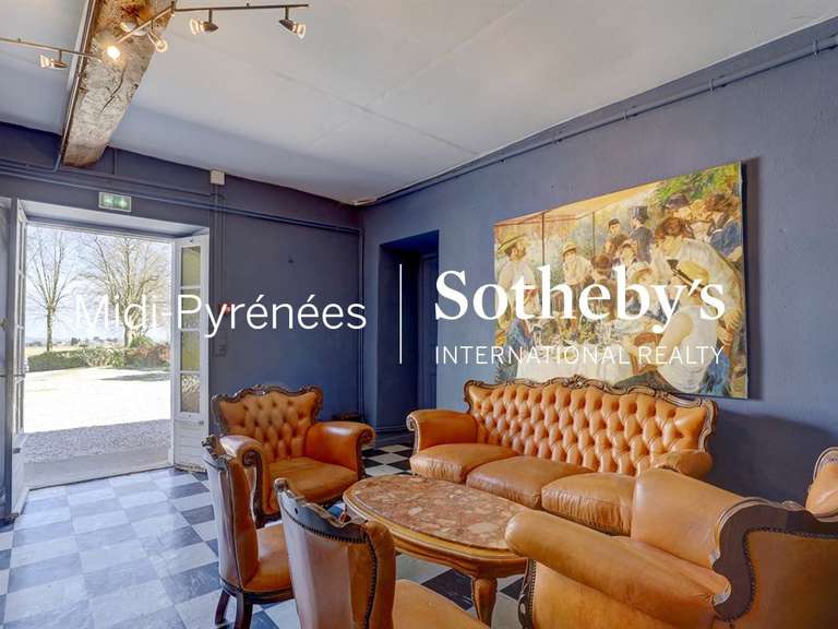 Château Carcassonne - 33 chambres - 1700m²