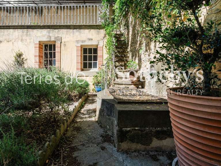 Maison Carcassonne - 9 chambres - 486m²