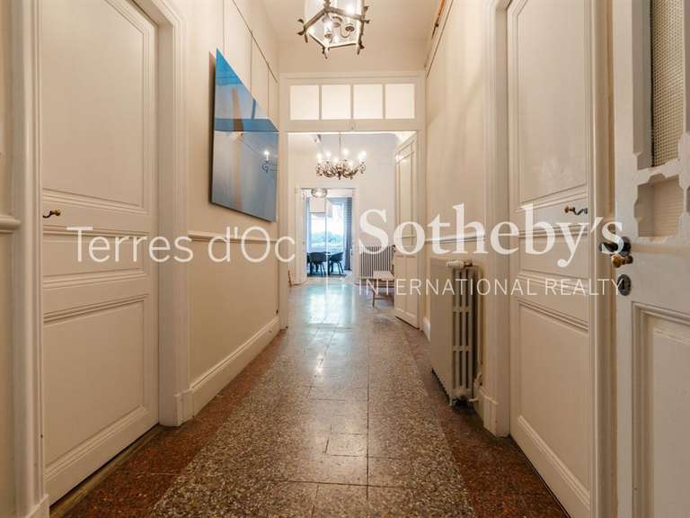 Maison Carcassonne - 9 chambres - 486m²