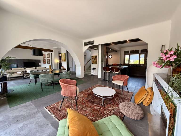 House Carcassonne - 4 bedrooms - 240m²