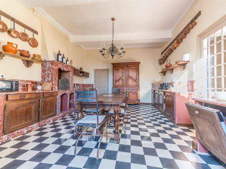 Maison Carcassonne - 13 chambres - 1117m²