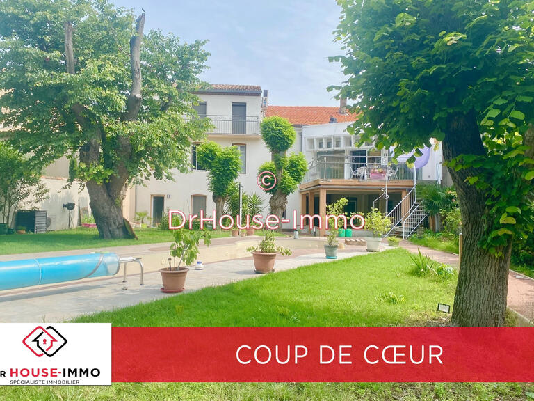 Villa Carcassonne - 7 bedrooms - 370m²