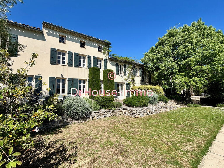 Villa Carcassonne - 9 bedrooms - 809m²
