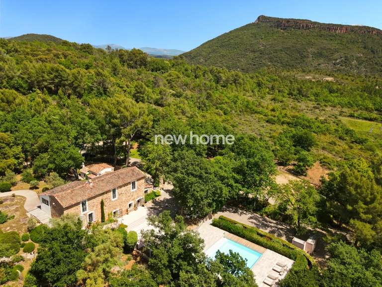 Maison Carcès - 6 chambres - 300m²