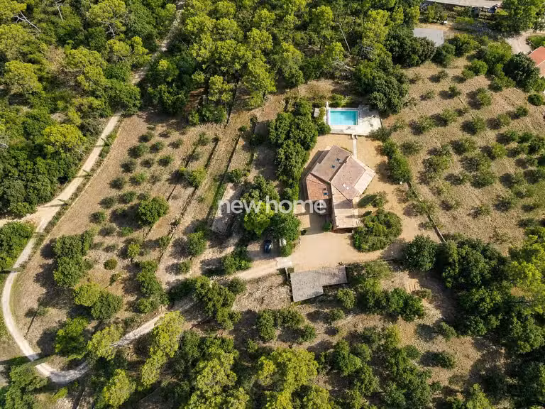 Maison Carcès - 7 chambres - 298m²