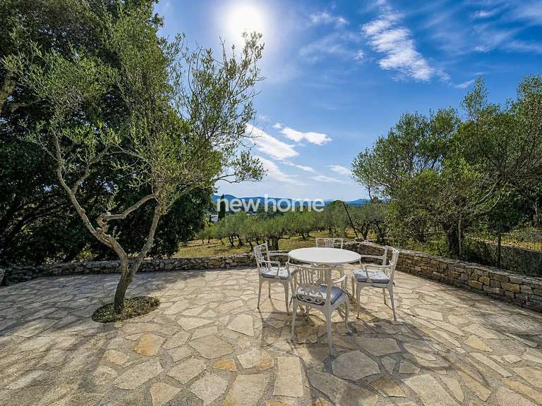 Maison Carcès - 7 chambres - 298m²