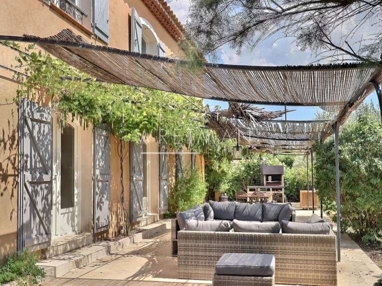 Villa Carcès - 7 chambres - 264m²