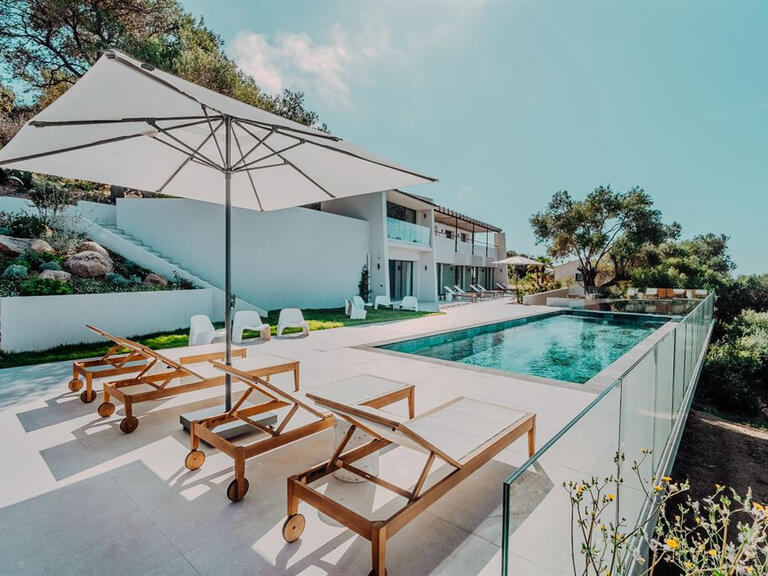 House Cargèse - 8 bedrooms - 400m²