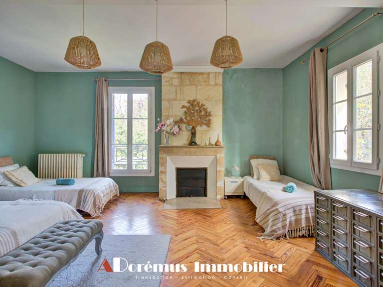 Maison Carignan-de-Bordeaux - 7 chambres - 401m²