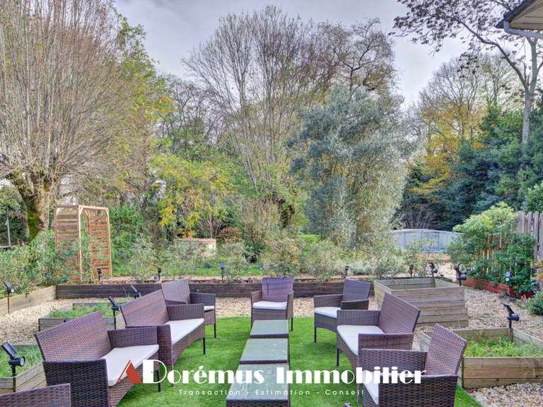 Maison Carignan-de-Bordeaux - 7 chambres - 401m²