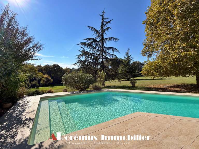 Maison Carignan-de-Bordeaux - 3 chambres - 140m²