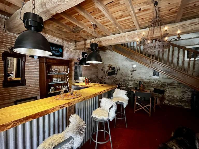 Maison Carla-Bayle - 12 chambres - 570m²