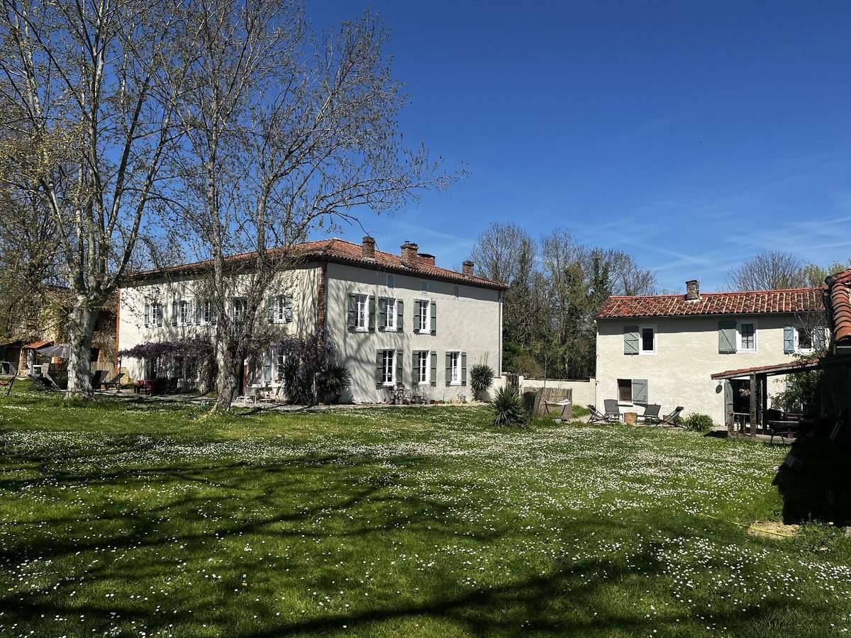 Maison Carla-Bayle
