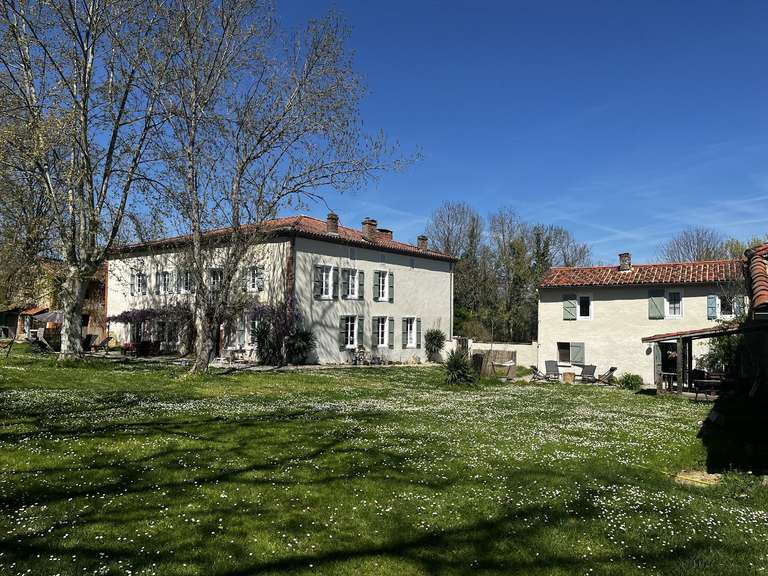 Maison Carla-Bayle - 12 chambres - 570m²