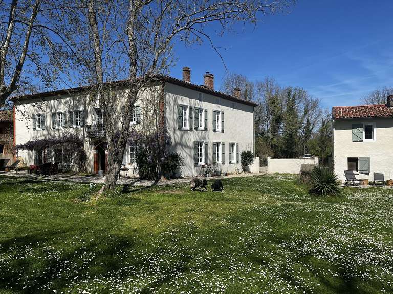 Maison Carla-Bayle - 12 chambres - 570m²