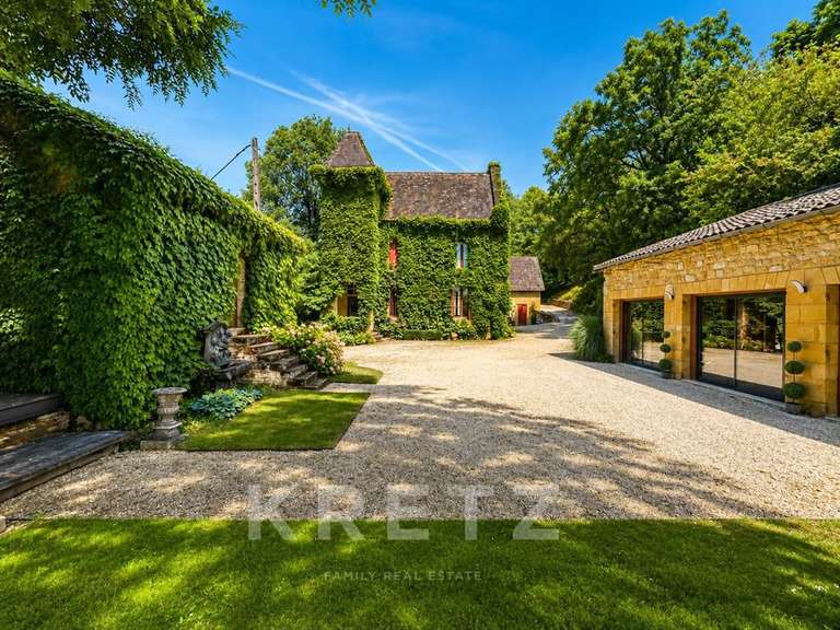 Château Carlux - 17 chambres - 1150m²