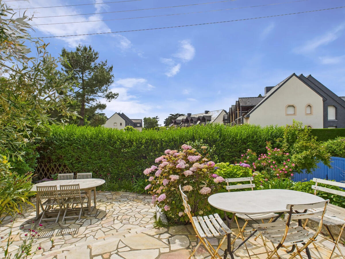 House Carnac