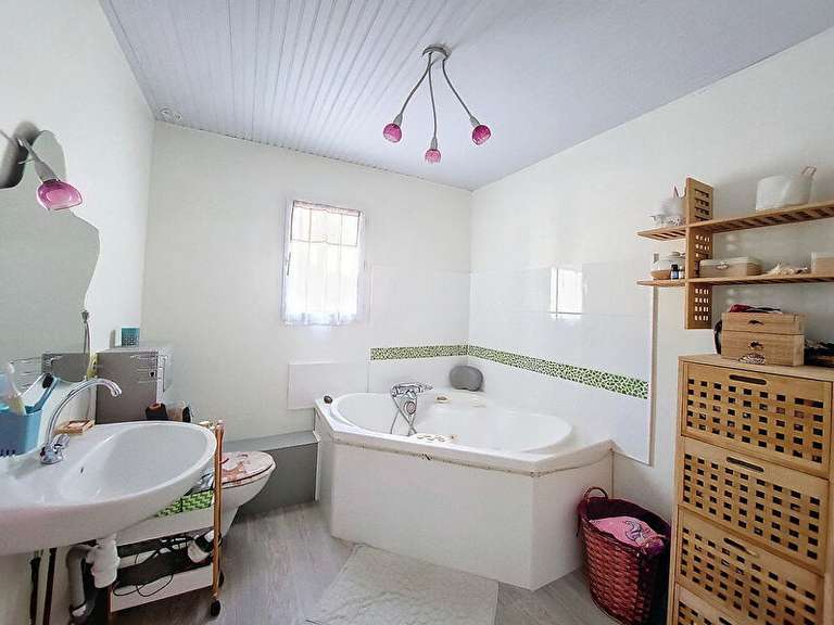 Villa Carnoules - 5 chambres - 231m²