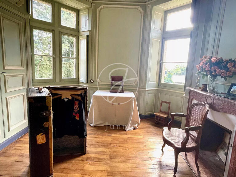 Castle Caro - 11 bedrooms - 800m²
