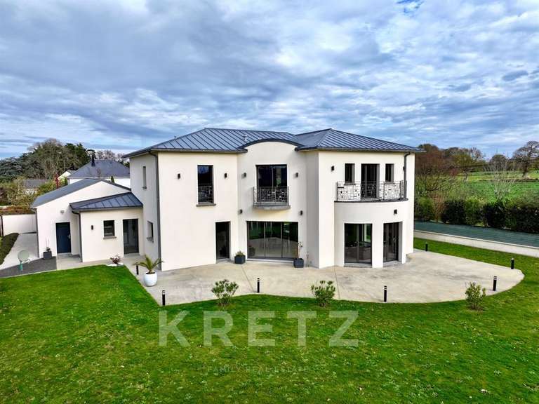 Maison Carolles - 4 chambres - 241m²