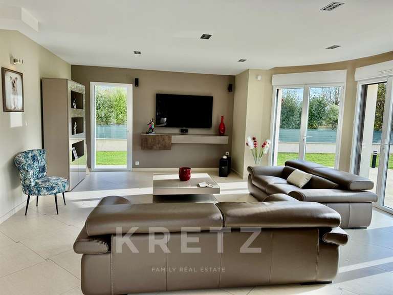 Maison Carolles - 4 chambres - 241m²