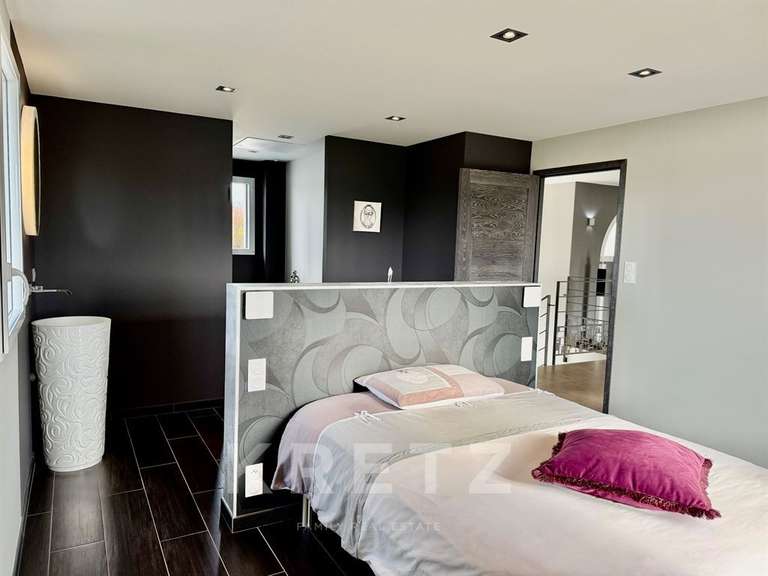 Maison Carolles - 4 chambres - 241m²