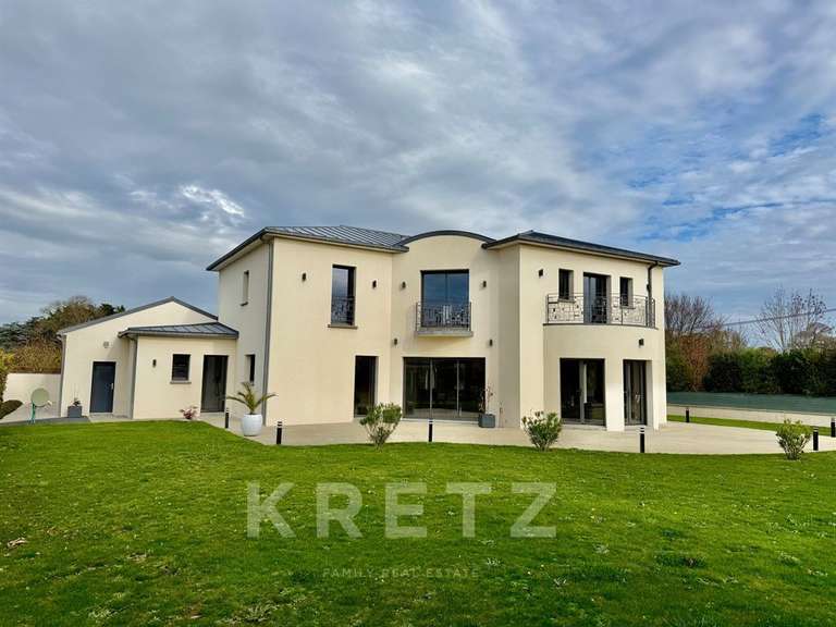 Maison Carolles - 4 chambres - 241m²