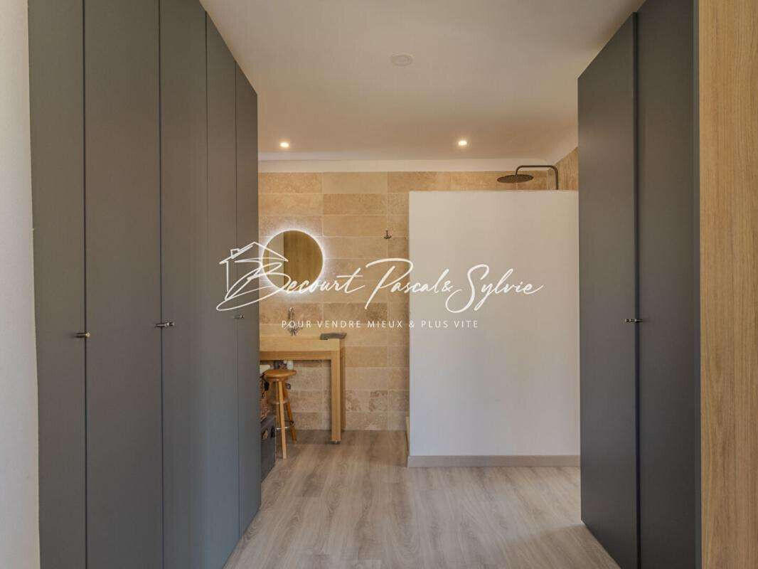 House Carpentras