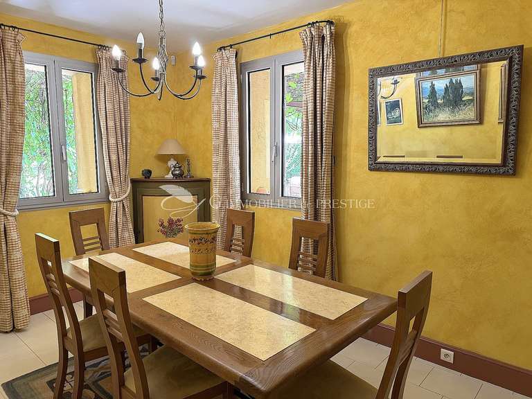 Maison Carpentras - 6 chambres - 257m²