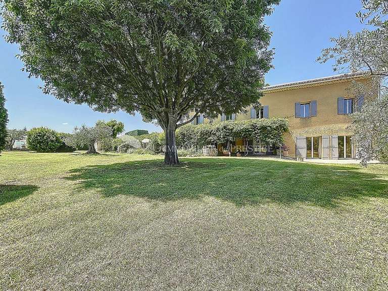 Maison Carpentras - 6 chambres - 257m²