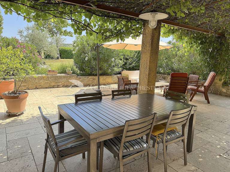 Maison Carpentras - 6 chambres - 257m²