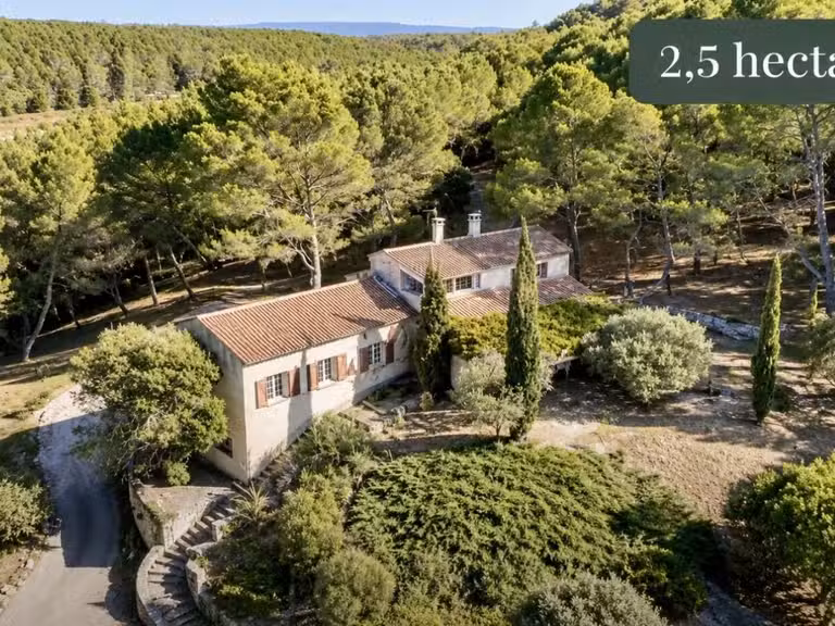 Maison Carpentras - 180m²