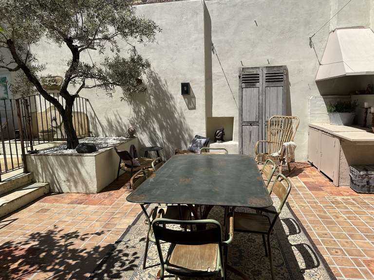 Maison Carpentras - 5 chambres - 295m²