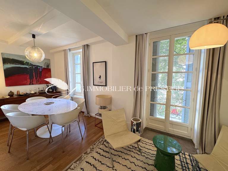 Maison Carpentras - 5 chambres - 285m²