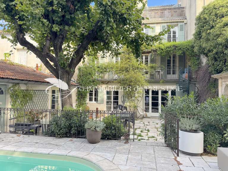 Maison Carpentras - 5 chambres - 285m²