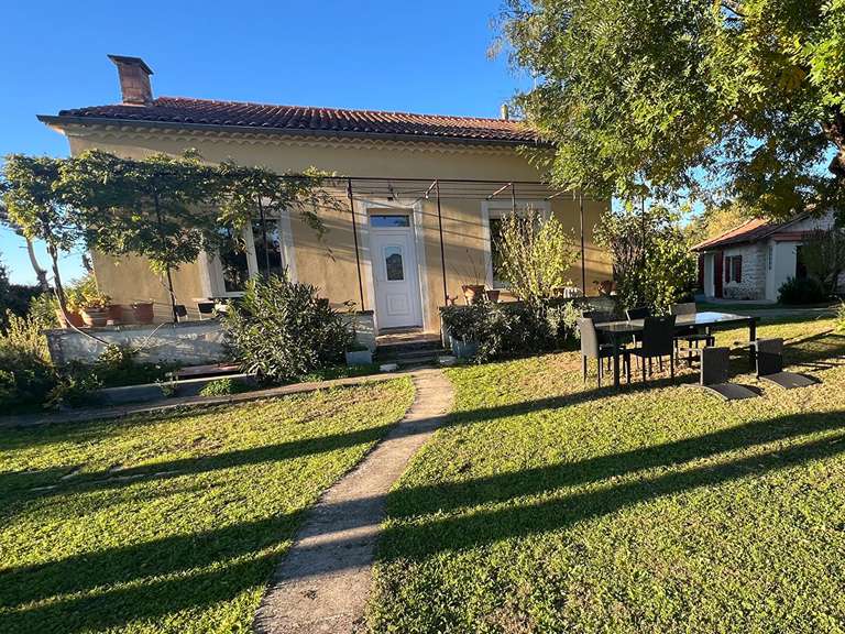 House Carpentras - 4 bedrooms - 118m²