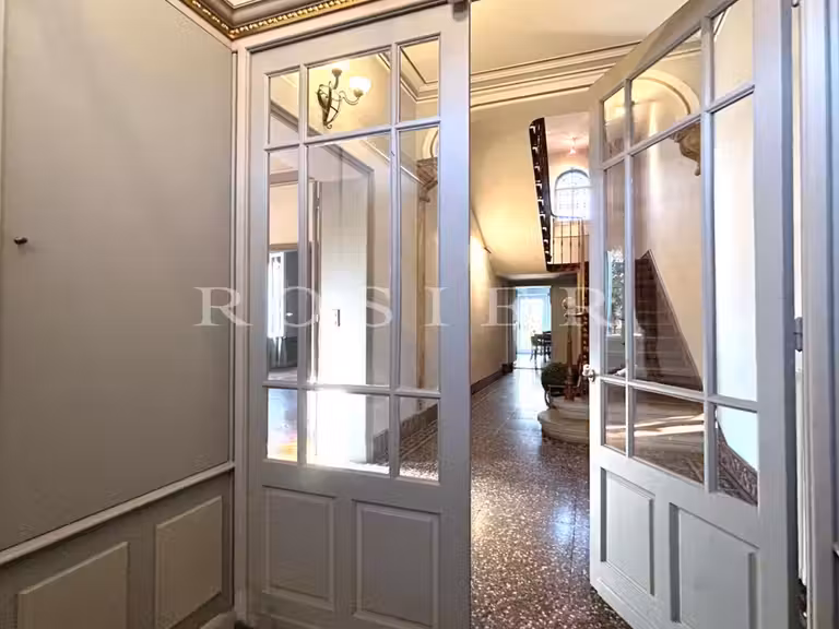 Villa Carpentras - 4 chambres - 209m²