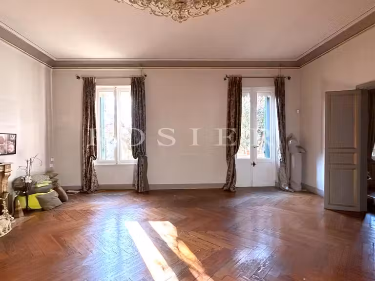 Villa Carpentras - 4 chambres - 209m²