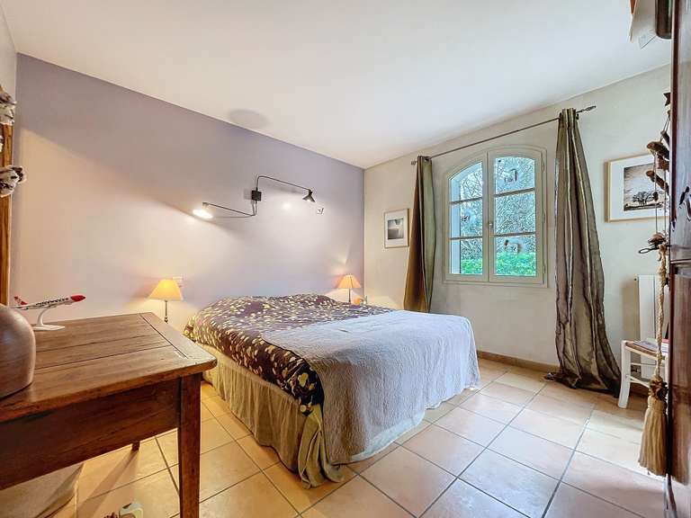 Villa Carpentras - 4 chambres - 204m²