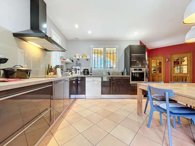 Villa Carpentras - 4 chambres - 204m²