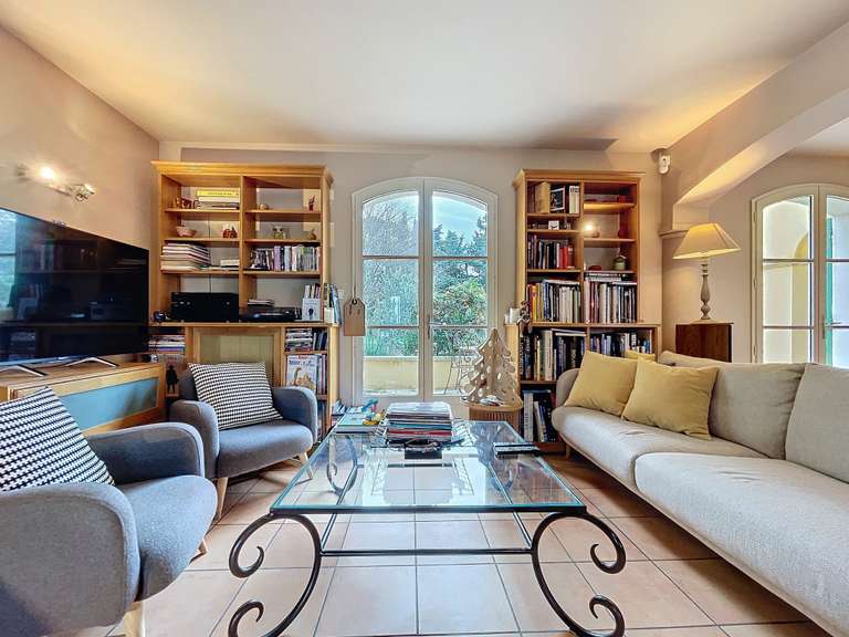 Villa Carpentras - 4 chambres - 204m²