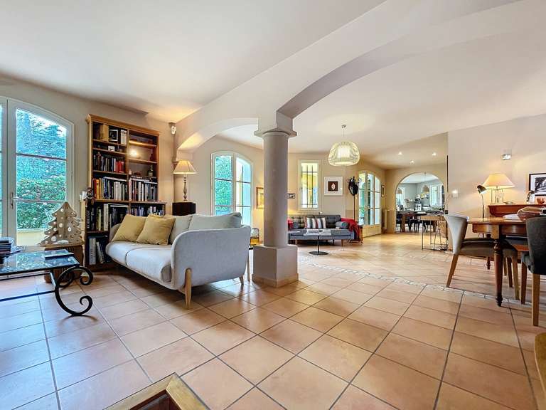 Villa Carpentras - 4 chambres - 204m²