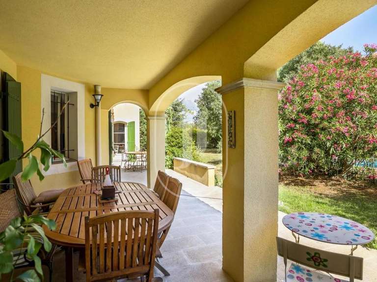 Villa Carpentras - 4 chambres - 191m²