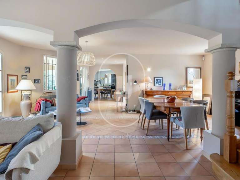 Villa Carpentras - 4 chambres - 191m²