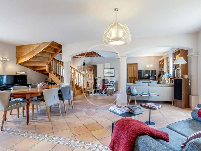 Villa Carpentras - 4 chambres - 191m²